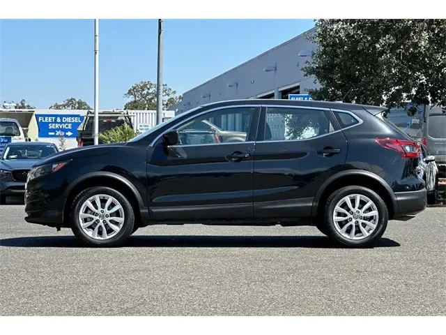 SEMINUEVOS NISSAN Rogue Sport a Estados en autogozo