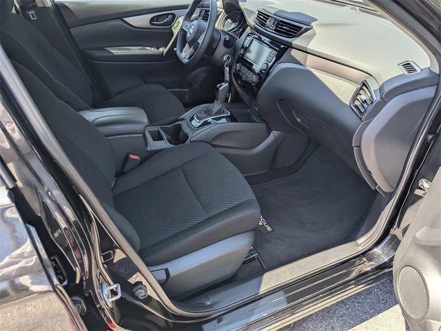 SEMINUEVOS NISSAN Rogue Sport at Kennesaw, in Town Center Nissan