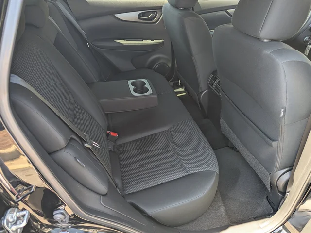 SEMINUEVOS NISSAN Rogue Sport at Kennesaw, in Town Center Nissan