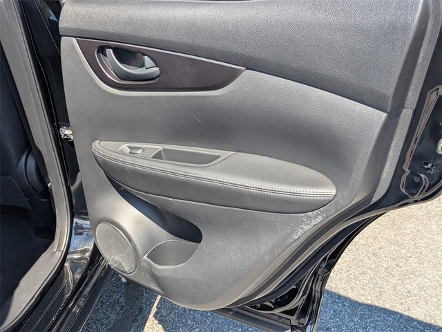 SEMINUEVOS NISSAN Rogue Sport at Kennesaw, in Town Center Nissan