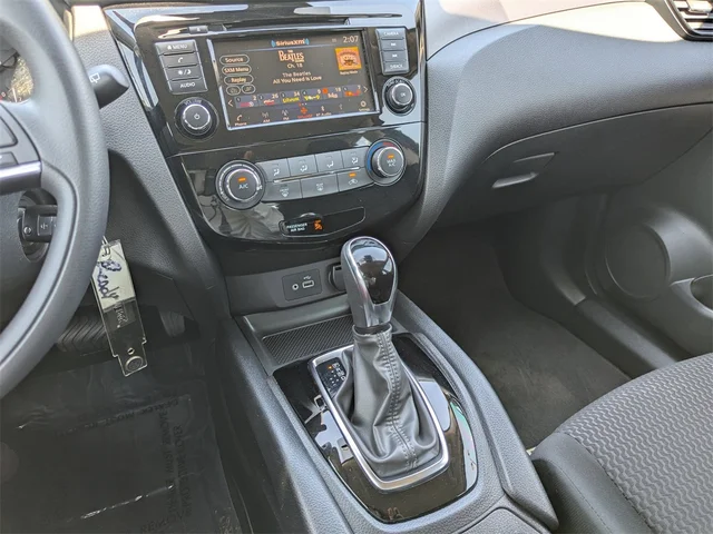 SEMINUEVOS NISSAN Rogue Sport at Kennesaw, in Town Center Nissan