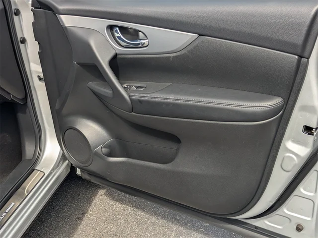 SEMINUEVOS NISSAN Rogue Sport at Kennesaw, in Town Center Nissan