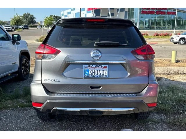 SEMINUEVOS NISSAN Rogue at ELK GROVE in Elk Grove Buick GMC