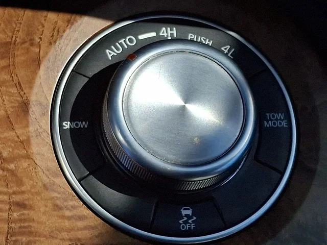 SEMINUEVOS NISSAN Armada a Estados en autogozo