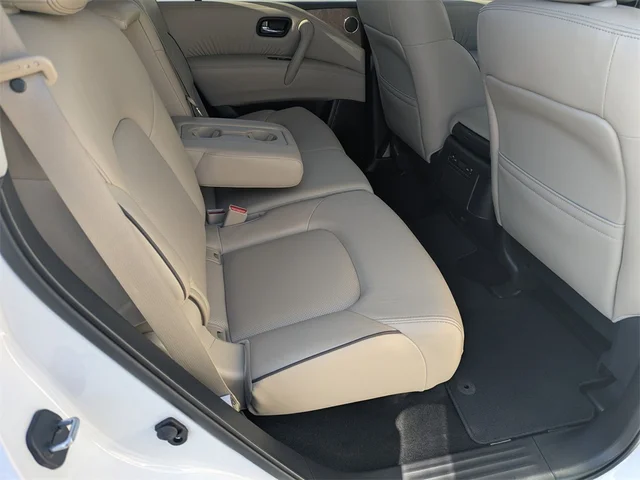 SEMINUEVOS NISSAN Armada at Kennesaw, in Town Center Nissan