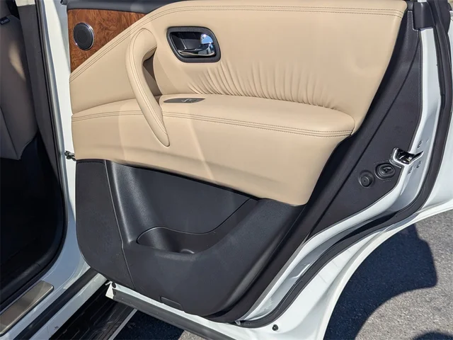 SEMINUEVOS NISSAN Armada at Kennesaw, in Town Center Nissan