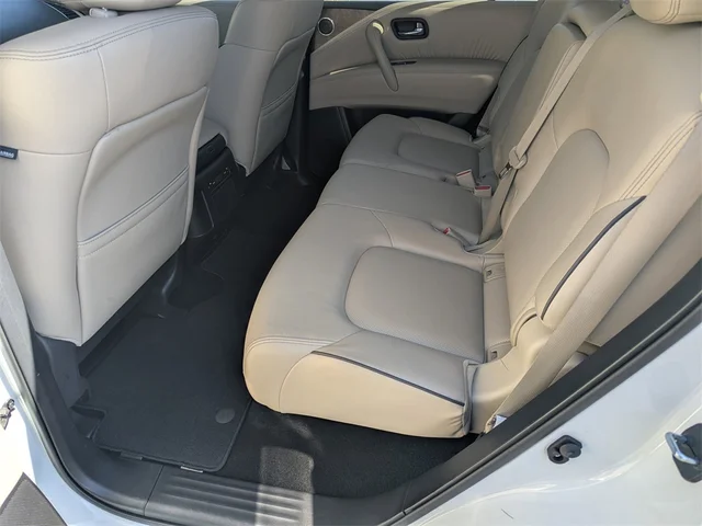 SEMINUEVOS NISSAN Armada at Kennesaw, in Town Center Nissan