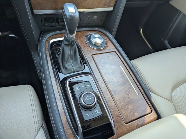 SEMINUEVOS NISSAN Armada at Kennesaw, in Town Center Nissan