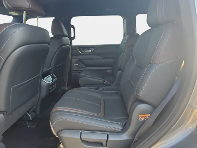 Nuevos NISSAN ARMADA à Estados chez autogozo