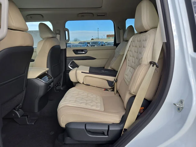 Nuevos NISSAN ARMADA à Estados chez autogozo