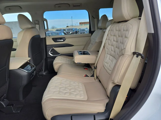 Nuevos NISSAN ARMADA à Estados chez autogozo
