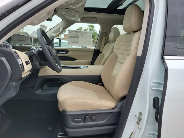 Nuevos NISSAN ARMADA à Estados chez autogozo