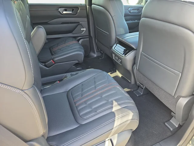 Nuevos NISSAN ARMADA à Estados chez autogozo