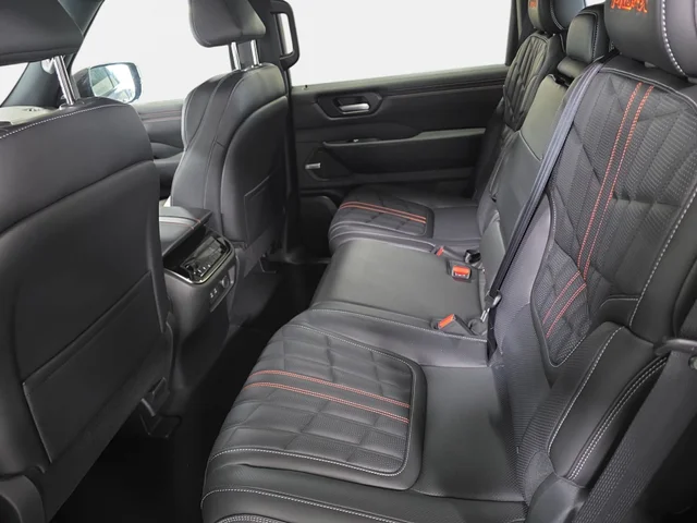 Nuevos NISSAN ARMADA à Estados chez autogozo