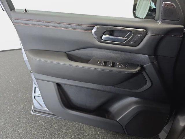 Nuevos NISSAN ARMADA à Estados chez autogozo