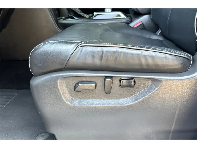 SEMINUEVOS INFINITI QX80 at ELK GROVE in Elk Grove Buick GMC