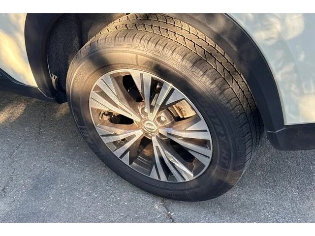 SEMINUEVOS NISSAN Rogue at ELK GROVE in Elk Grove Buick GMC