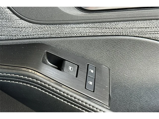 SEMINUEVOS NISSAN Rogue at ELK GROVE in Elk Grove Buick GMC