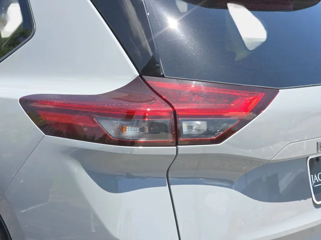 Nuevos NISSAN ROGUE à Estados chez autogozo