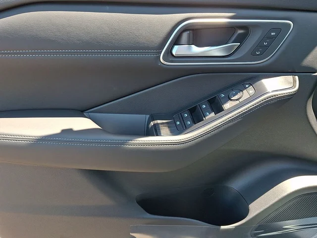 Nuevos NISSAN ROGUE à Estados chez autogozo