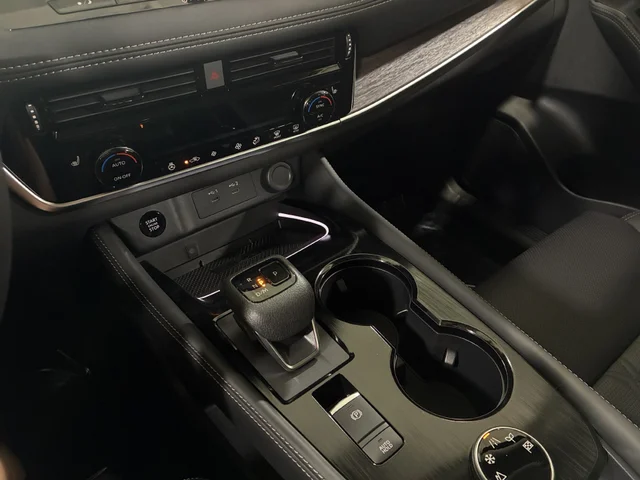 Nuevos NISSAN ROGUE à Estados chez autogozo