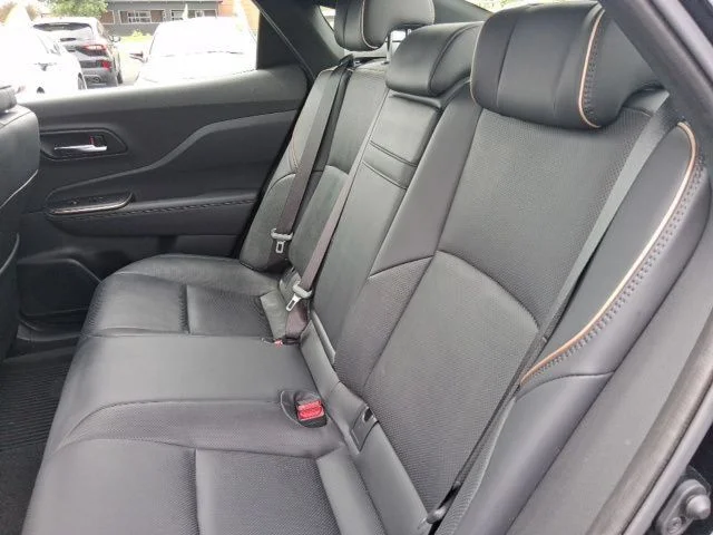 SEMINUEVOS TOYOTA Crown a Estados en autogozo