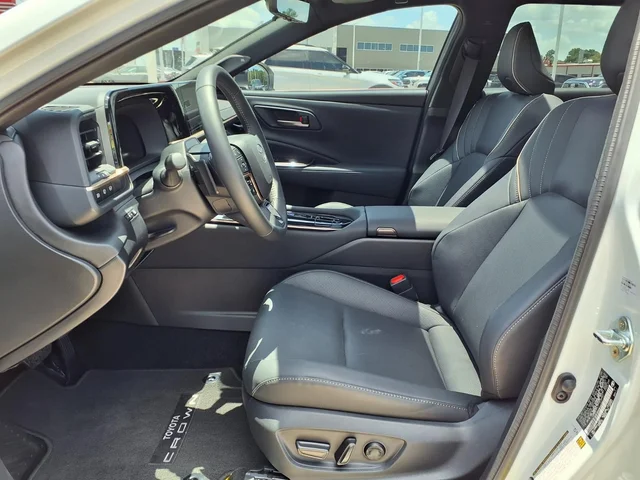 SEMINUEVOS TOYOTA Crown Signia a Estados en autogozo