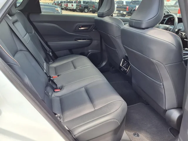 SEMINUEVOS TOYOTA Crown Signia a Estados en autogozo