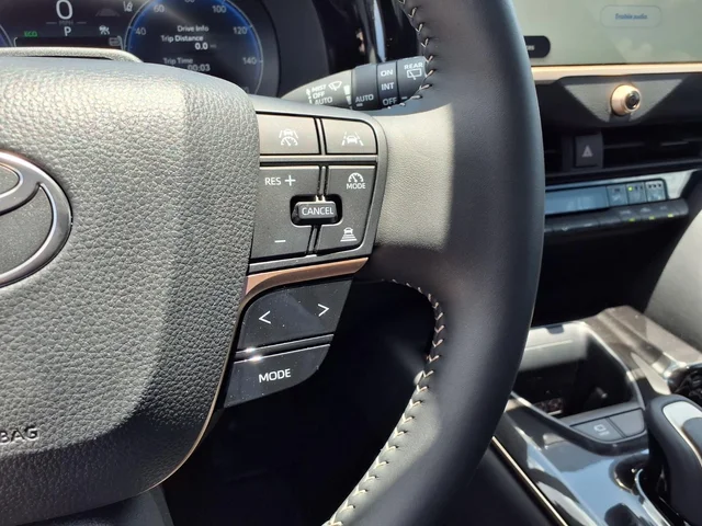 SEMINUEVOS TOYOTA Crown Signia a Estados en autogozo