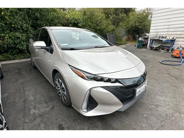 SEMINUEVOS TOYOTA Prius Prime a Estados en autogozo