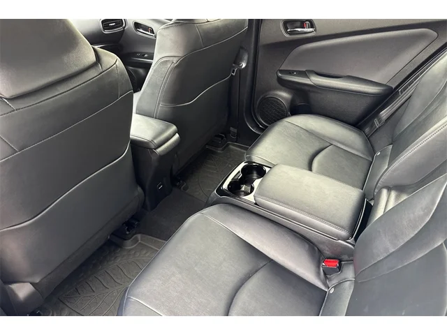 2017 Toyota Prius Prime Premium photo 12