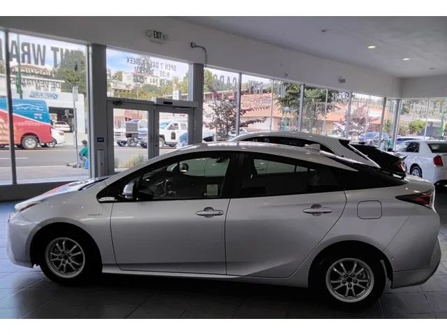 SEMINUEVOS TOYOTA Prius a Estados en autogozo