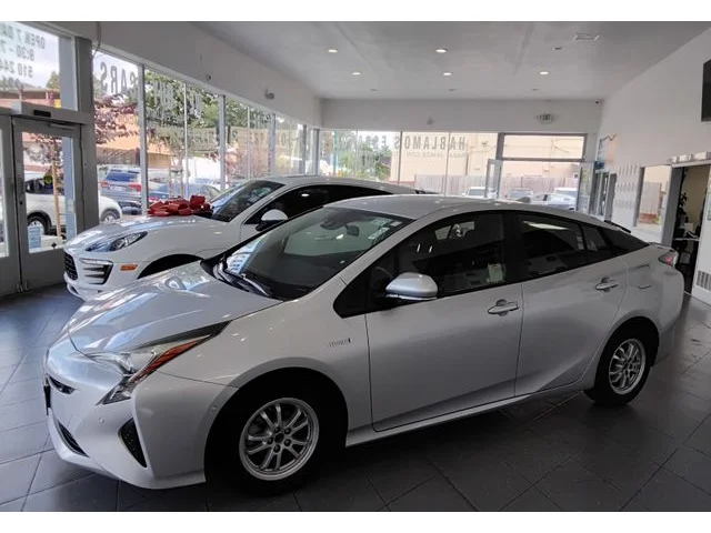SEMINUEVOS TOYOTA Prius a Estados en autogozo