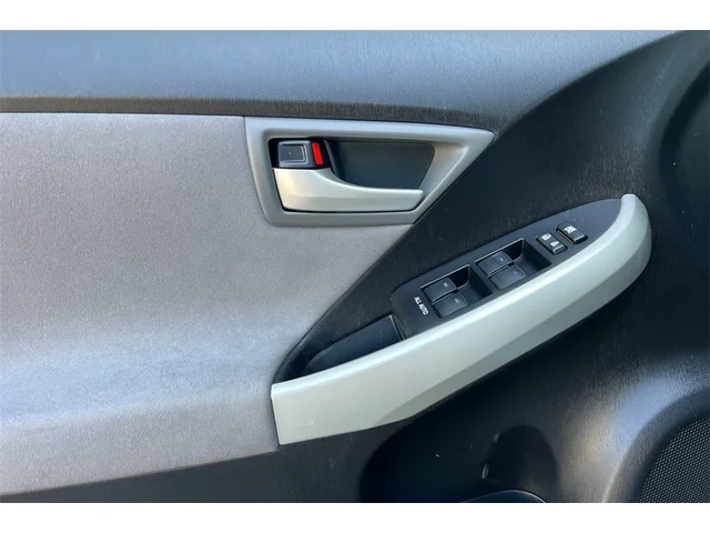 Used TOYOTA Prius Plug-in at San Francisco in izmo Kia