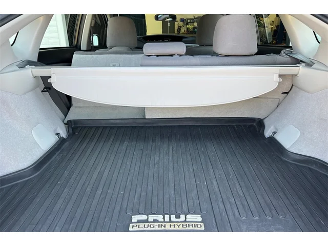 Used TOYOTA Prius Plug-in at San Francisco in izmo Kia