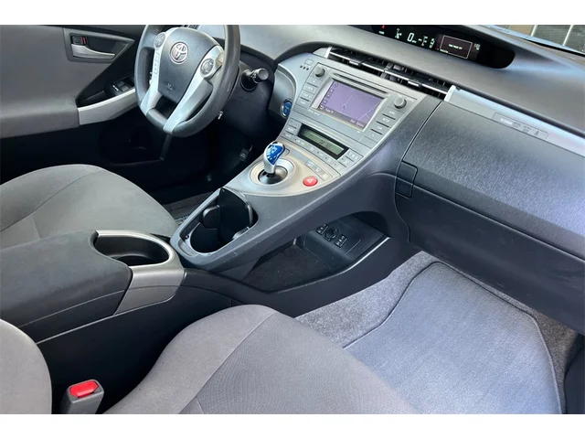Used TOYOTA Prius Plug-in at San Francisco in izmo Kia