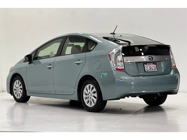 Used TOYOTA Prius Plug-in at San Francisco in izmo Kia
