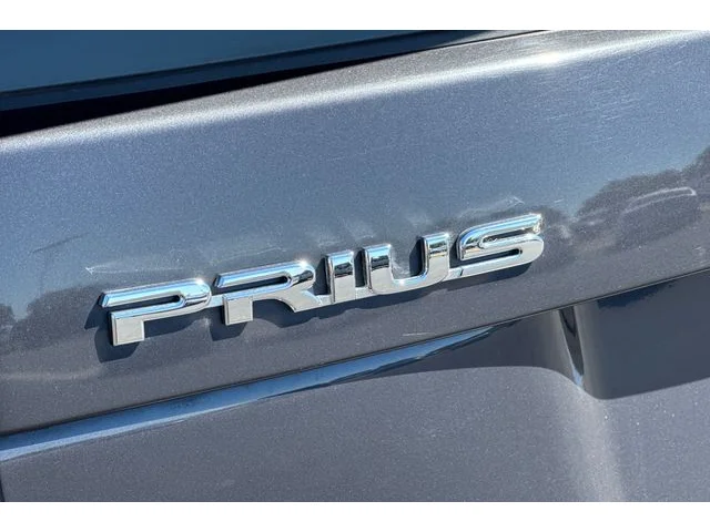 SEMINUEVOS TOYOTA Prius at ELK GROVE in Elk Grove Buick GMC