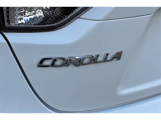 SEMINUEVOS TOYOTA Corolla at ELK GROVE in Elk Grove Buick GMC