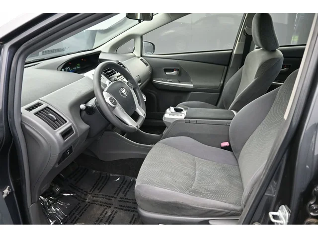 SEMINUEVOS TOYOTA Prius v a Estados en autogozo