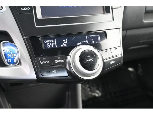 SEMINUEVOS TOYOTA Prius v a Estados en autogozo