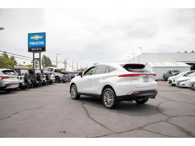 SEMINUEVOS TOYOTA Venza a Estados en autogozo