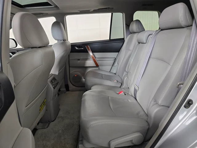 SEMINUEVOS TOYOTA Highlander at Brainerd  in Dondelinger Chevrolet