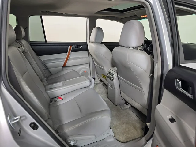 SEMINUEVOS TOYOTA Highlander at Brainerd  in Dondelinger Chevrolet