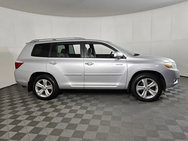 SEMINUEVOS TOYOTA Highlander at Brainerd  in Dondelinger Chevrolet