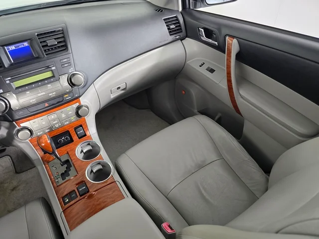 SEMINUEVOS TOYOTA Highlander at Brainerd  in Dondelinger Chevrolet