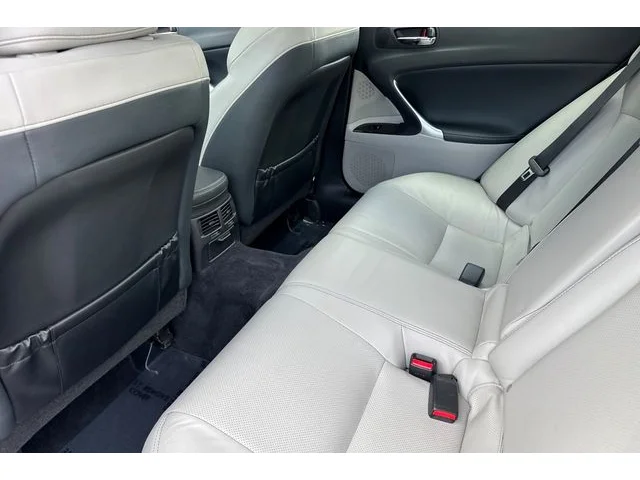 SEMINUEVOS LEXUS IS at ELK GROVE in Elk Grove Buick GMC