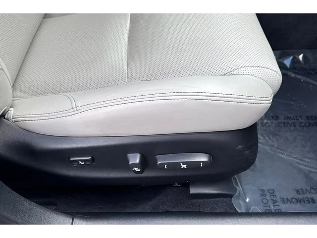 SEMINUEVOS LEXUS IS at ELK GROVE in Elk Grove Buick GMC