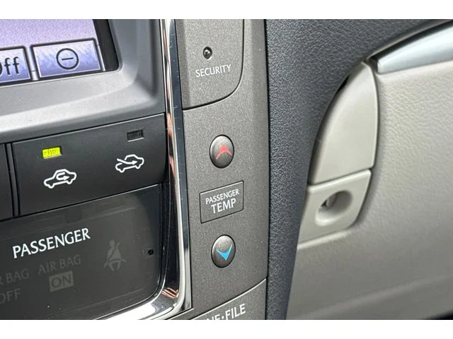 SEMINUEVOS LEXUS IS at ELK GROVE in Elk Grove Buick GMC