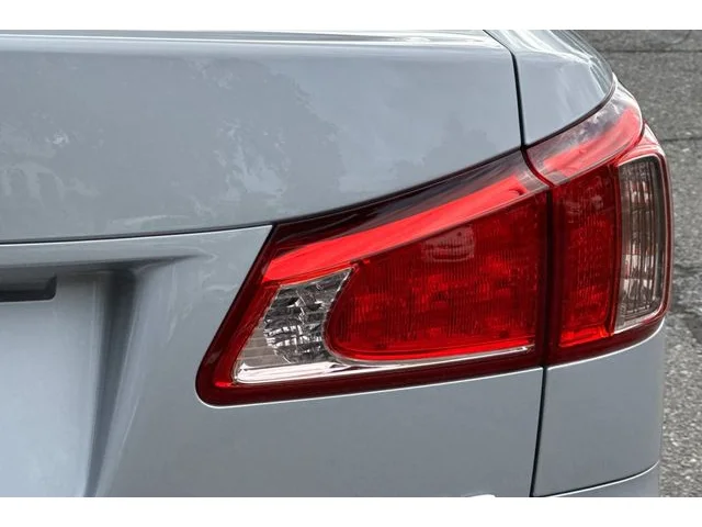 SEMINUEVOS LEXUS IS at ELK GROVE in Elk Grove Buick GMC